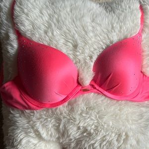 Pink Victoria’s Secrete rhinestone bra size: 34B style: fabulous plunge